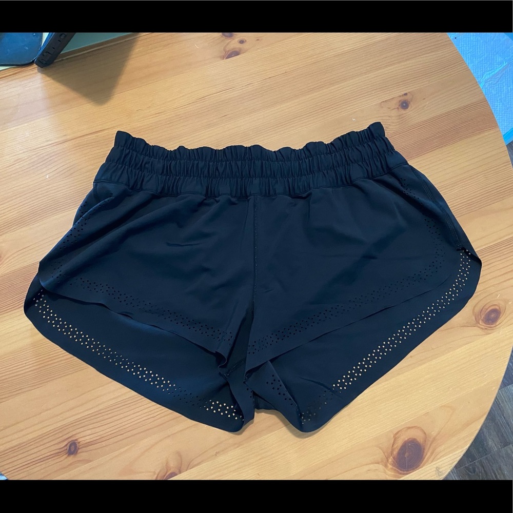 Lululemon Water Shorts - Size 8
